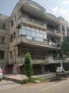 Gallery Cover Image of 600 Sq.ft 2 BHK Independent House for rent in Mahaveer Apartment, Gupteshwar for 6000