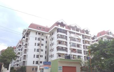 Gallery Cover Image of 1500 Sq.ft 3 BHK Apartment for buy in White House Apartment, R. T. Nagar for 12000000
