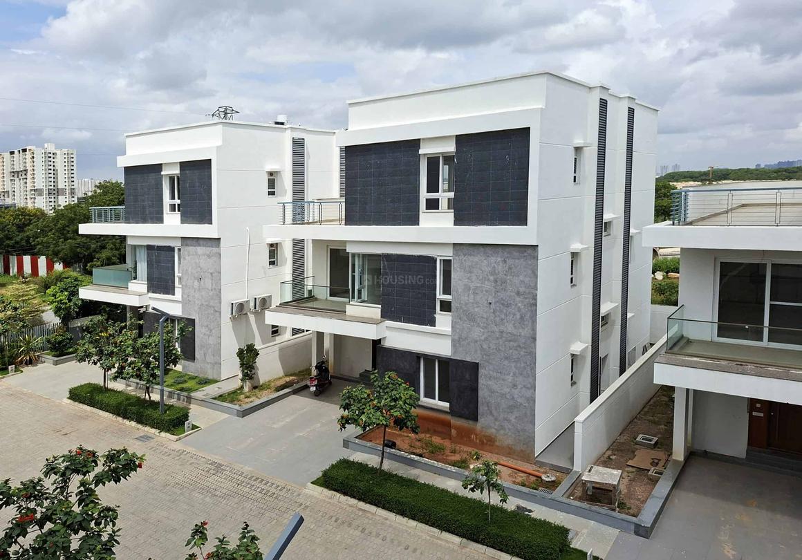 Hallmark County Villa