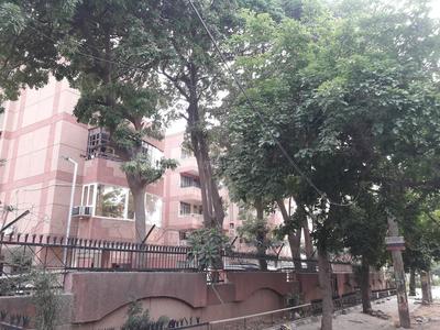 Gallery Cover Image of 1300 Sq.ft 3 BHK Apartment for buy in Sector 56 for 11500000